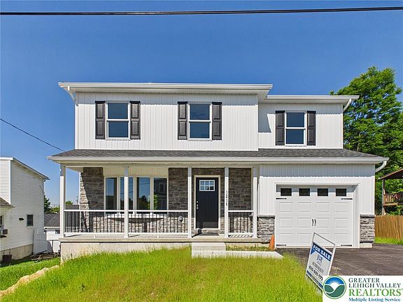 2nd image of 1216 Fretz Ave
