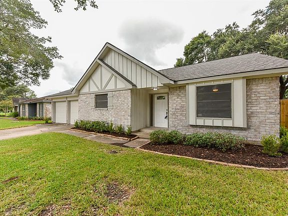 2nd image of 5122 Shady Oaks Ln