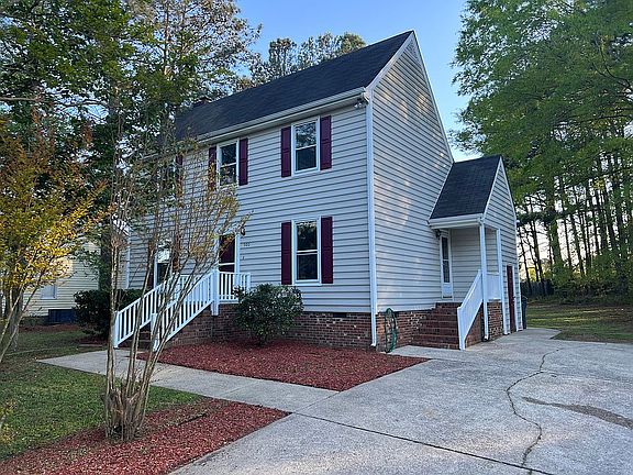 2nd image of 500 Carrington Dr