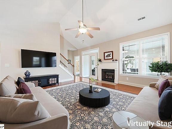 5th image of 47 Rising Meadow Ln