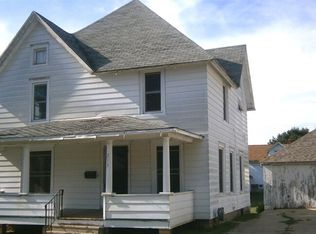 215 W Franklin St, Lanark, IL 61046