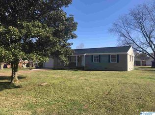 303 Longview St, Athens, AL 35611