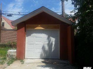 5015 194th St, Fresh Meadows, NY 11365