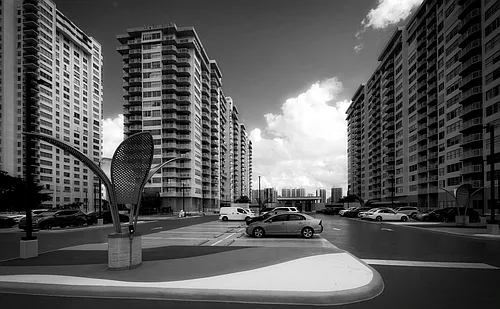 18081 Biscayne Blvd Photo 1