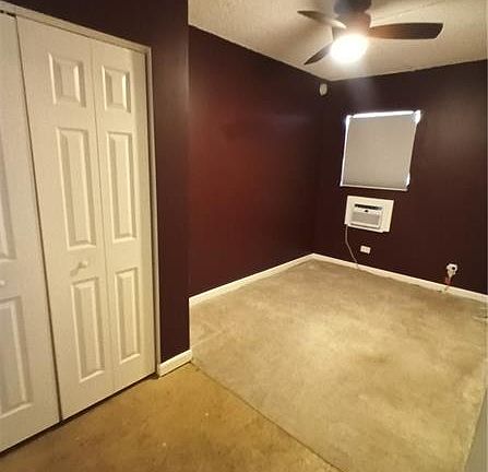 3rd image of 1960 NE 48th St APT 6