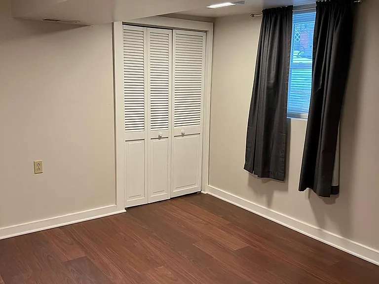 2034 Germaine St #3 — Photo 7