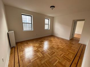 28-25 33rd St #F8, Astoria, NY 11102