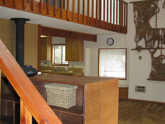 4th image of 24255 Martingale Ln