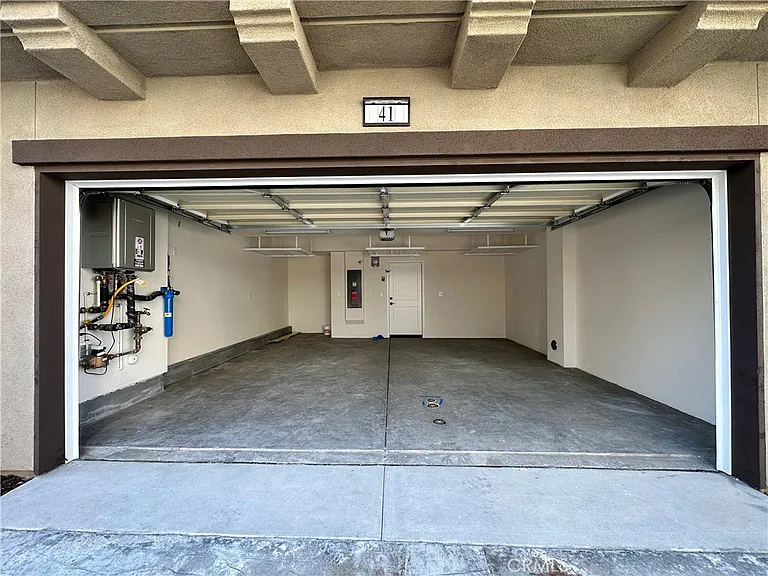 2317 W Broadway #41 — Photo 7