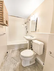 Rented by Amicourt LLC