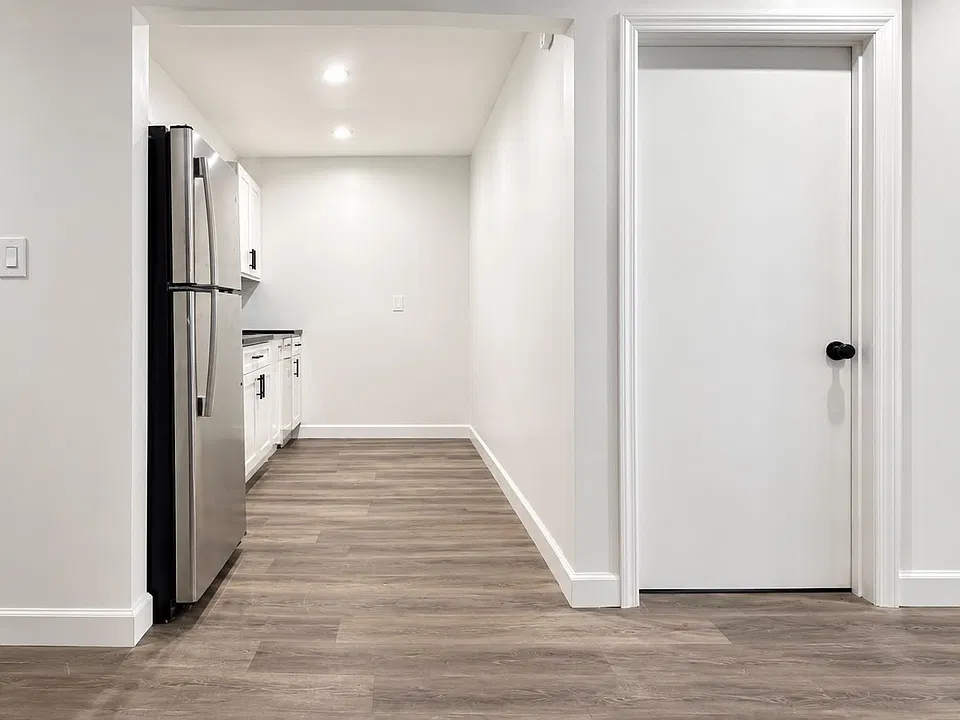2466 Hughes Ave #3A