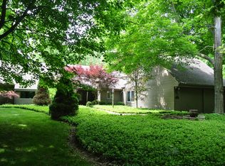 65 Denison Dr, Granville, OH 43023