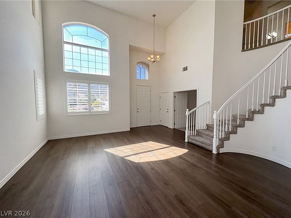 3rd image of 612 Tyler Ridge Ave