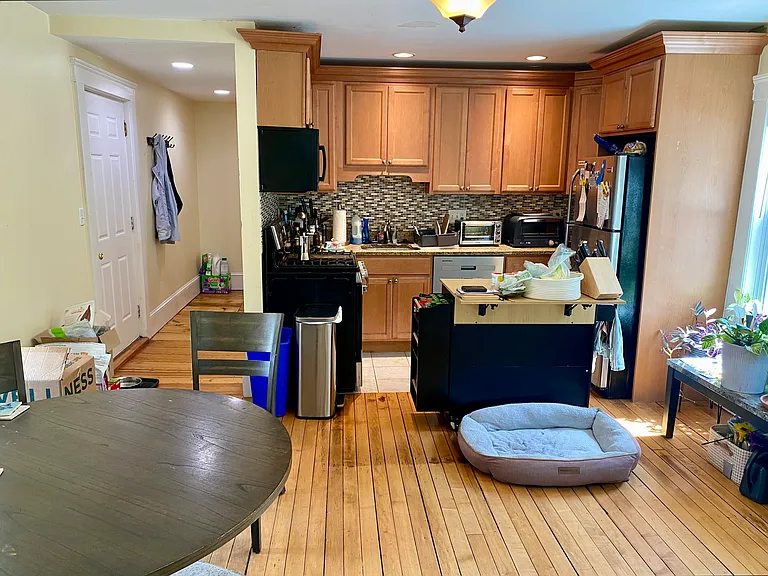 30 Maple Ave #1 — Photo 4
