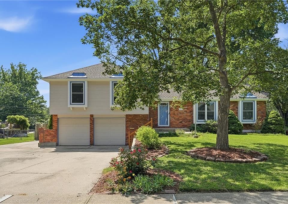 1st image of 10930 Lydia Ave