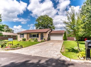 109 Circle Dr, Berea, KY 40403
