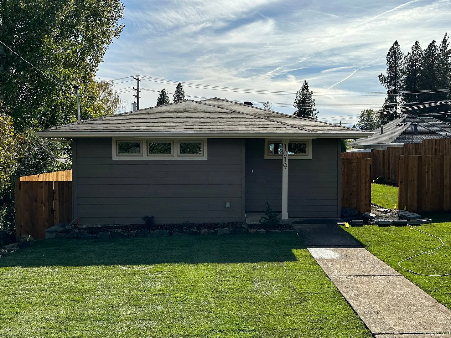 2 Bedroom Home for Rent in Hood River — Photo 1