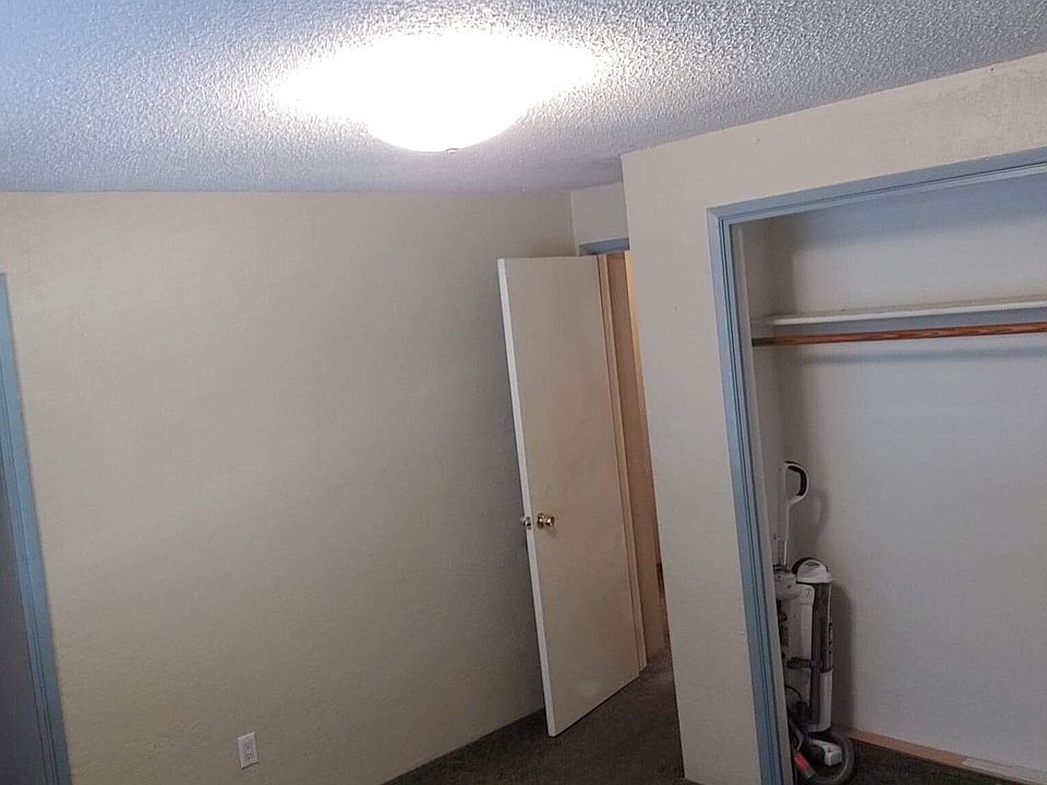 2nd image of 610 N Main St
