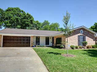 6410 Grape St, Houston, TX 77074