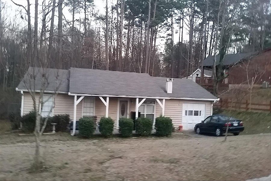 1st image of 1525 Country Downs Dr