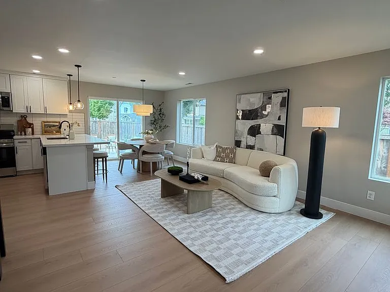 3487 Peterson St — Photo 2