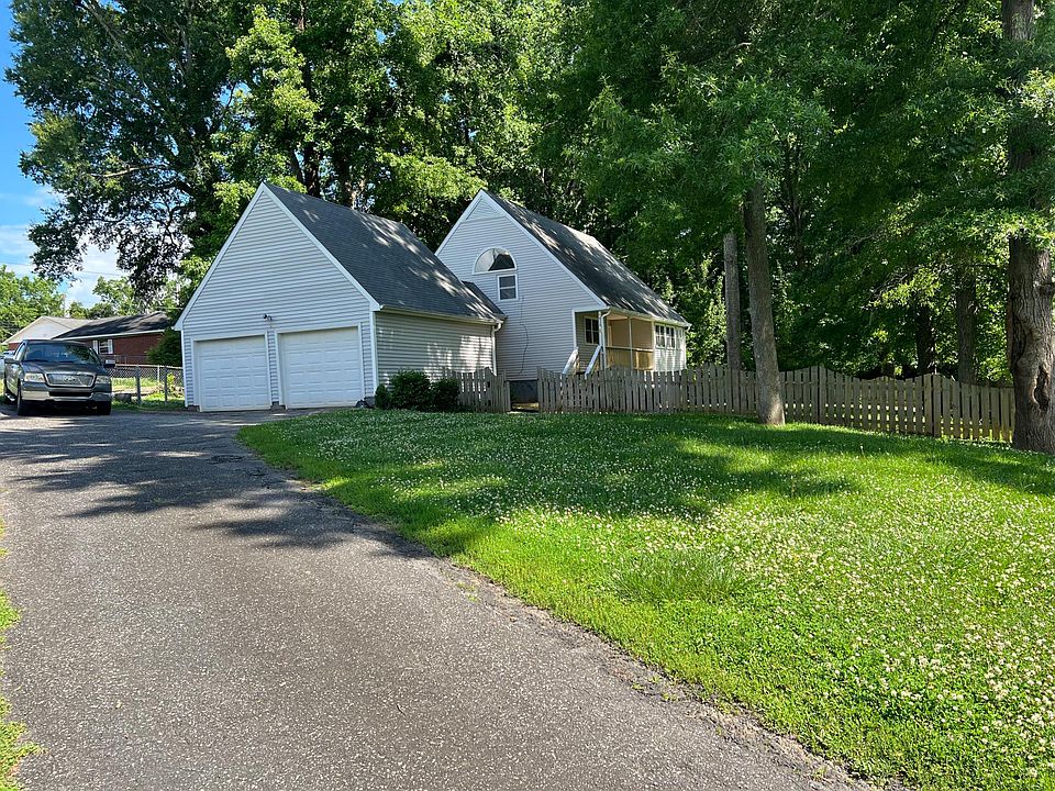1st image of 1820 Anthony Dr