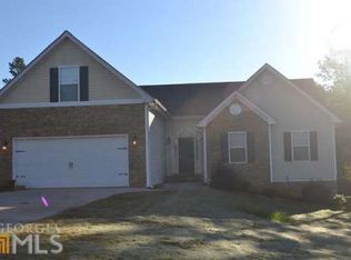 95 Meadow Overlook Dr, Covington, GA