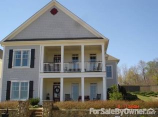 900 Blue Moon St, Taylors, SC 29687