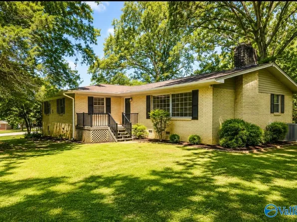 409 Sobotka St SW, Hartselle, AL 35640