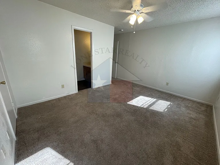 4408 Lake Rd — Photo 26