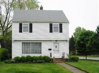 1809 Wright Ave, Rocky River, OH 44116