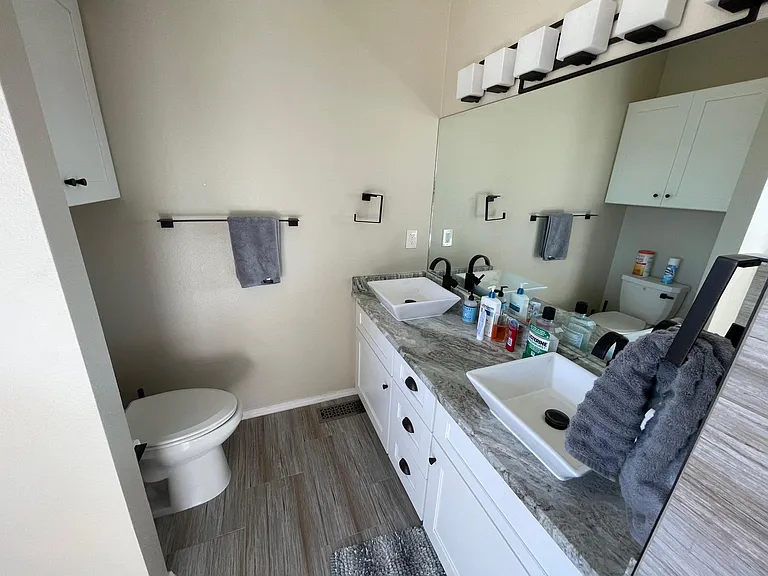 7320 Peregrine Rd NE — Photo 10