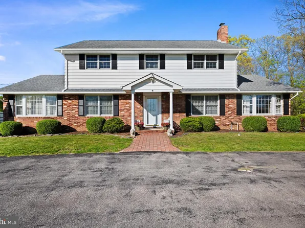 214 Tuckahoe Rd, Vineland, NJ 08360