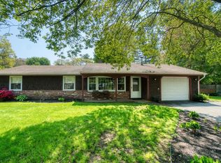 6 Francine Rd, Raynham, MA 02767