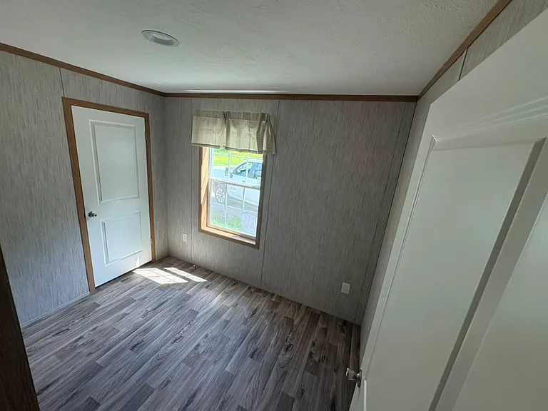 156 Shenango Park Rd #105 — Photo 11