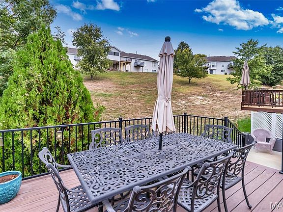 5th image of 3277 Country Hollow Dr