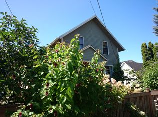 1113 NW 57th St, Seattle, WA 98107