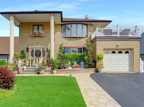 4077 Ohio Place, Island Park, NY 11558