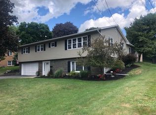 122 Copleigh Dr, Syracuse, NY 13209
