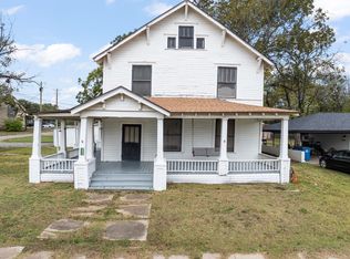 301 E Main St, Itasca, TX 76055