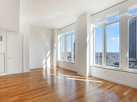 3rd image of 15 William St APT 25D