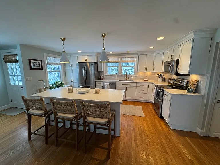 11 Rezza Rd — Photo 3