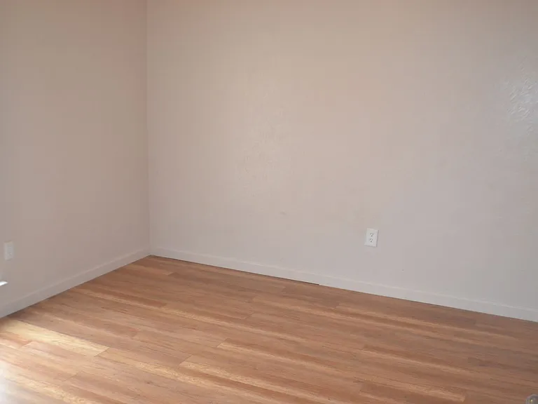 1520 Pebblewood Dr — Photo 17