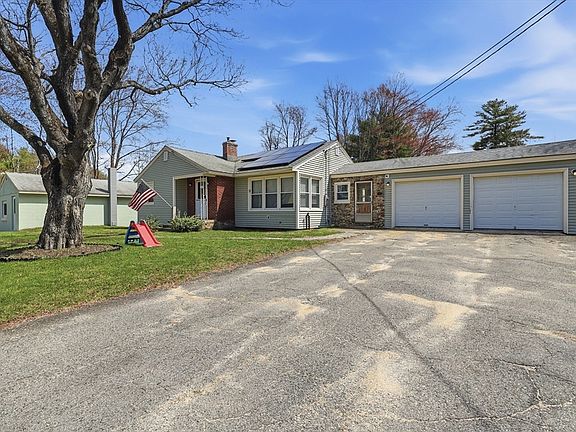 2nd image of 218 Airport Rd