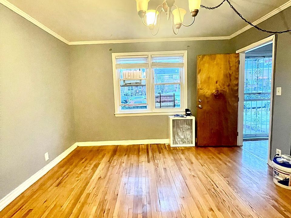 1st image of 14817 Booth Memorial Ave Floor 1