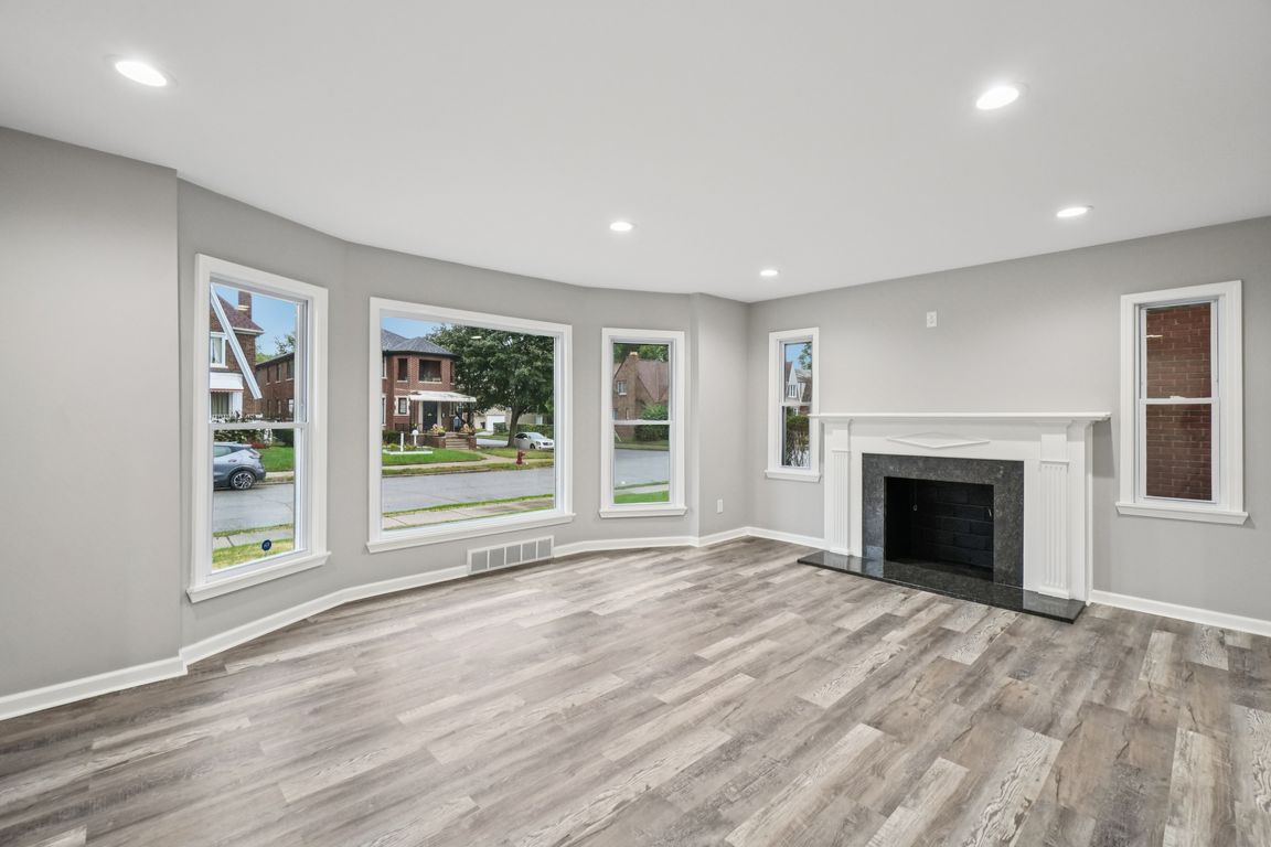 next background image