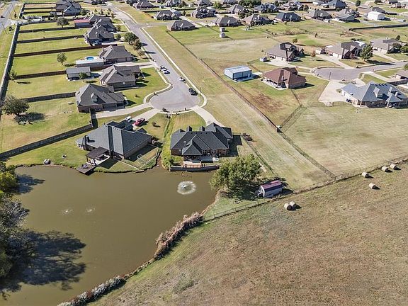 3rd image of 6032 SE 148th St