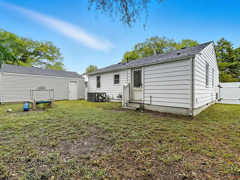 837 Tifton St — Photo 20