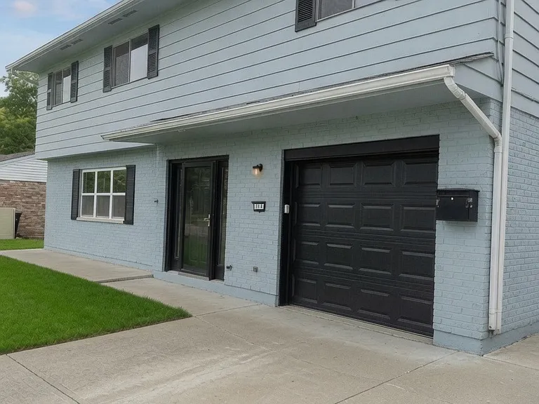 144 Silverwood Cir — Photo 2