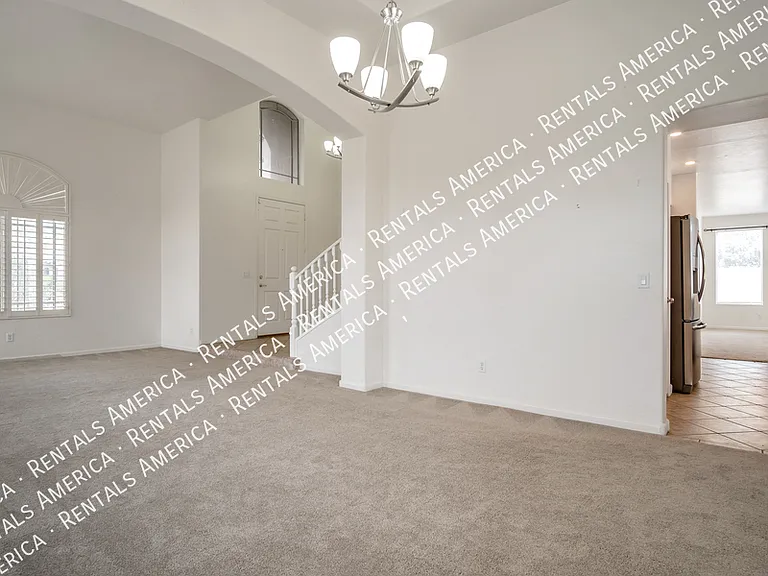2631 S Leonard Pl — Photo 5